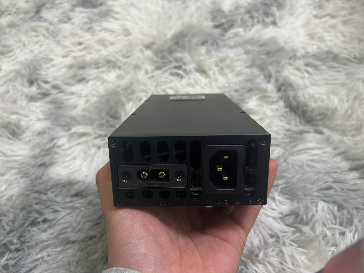 HW Charger R4830G1 Touchscreen