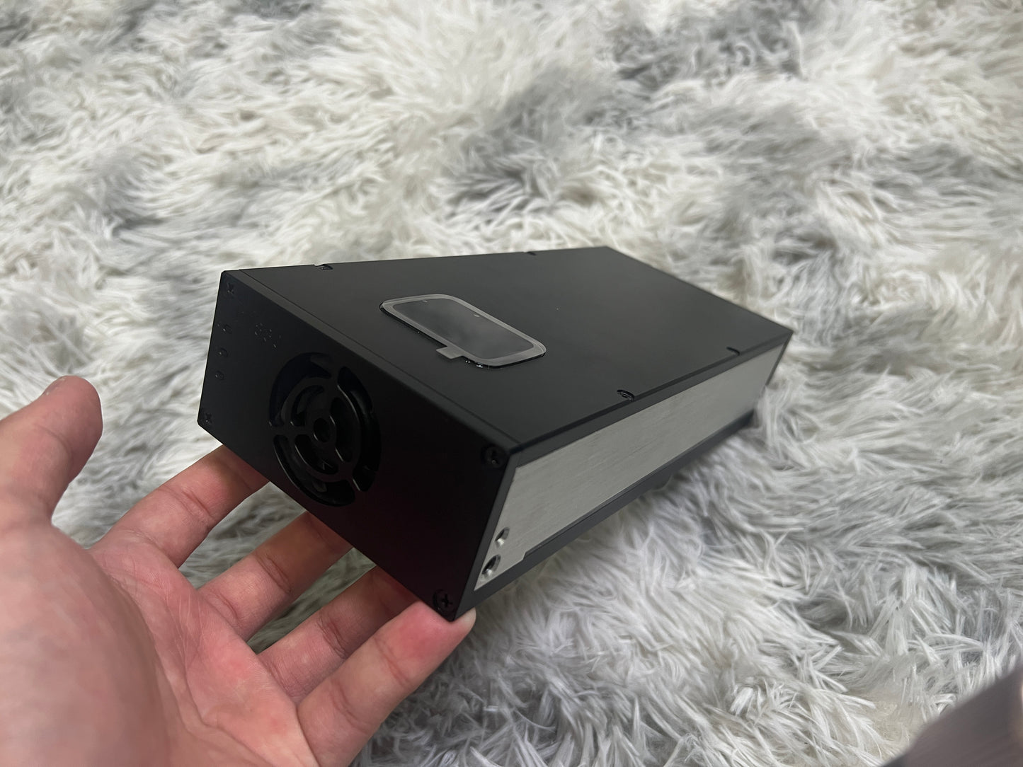HW Charger R4830G1 Touchscreen