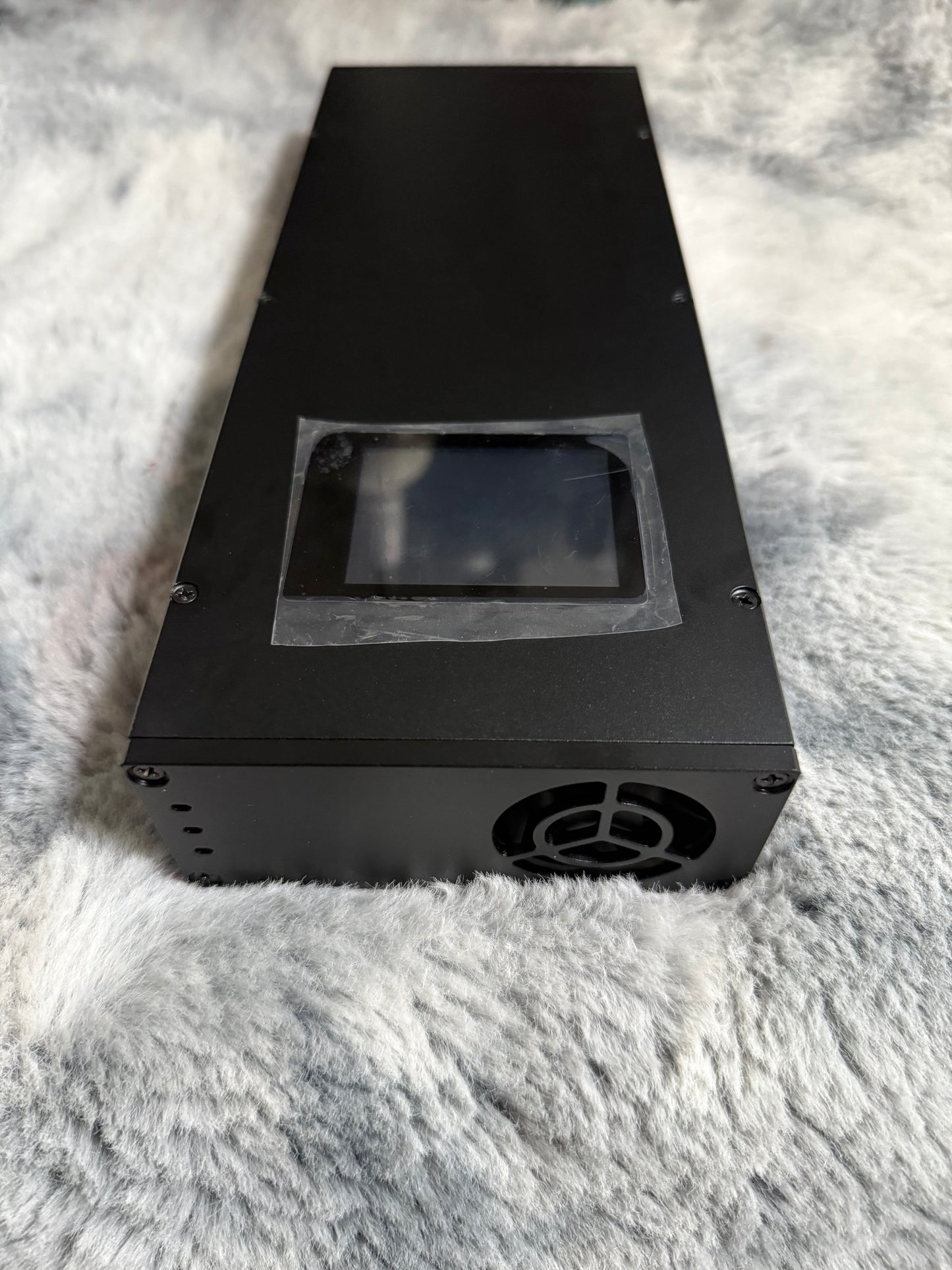 HW Charger R4875G1-O 2.4 inches Touchscreen