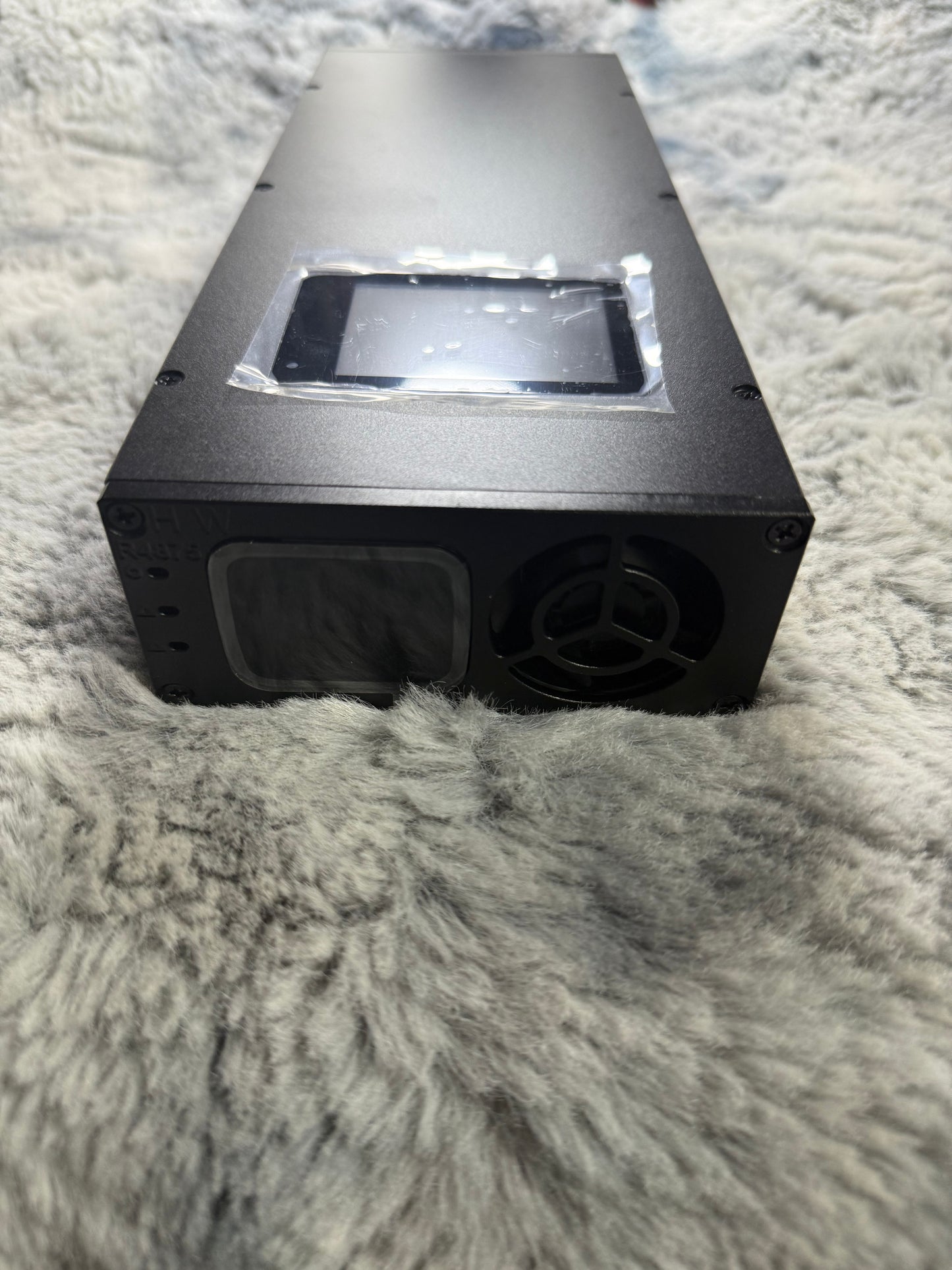 HW Charger R4875G1-T  Dual screen display
