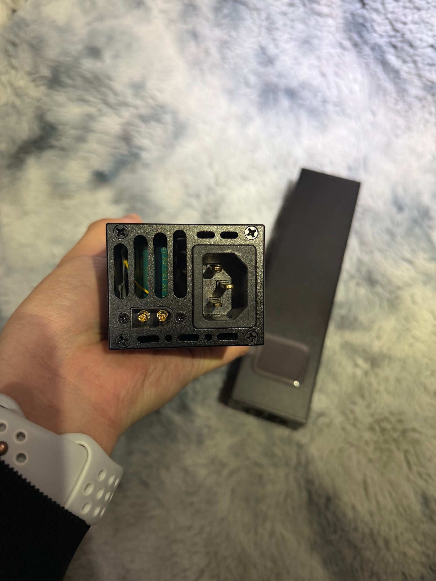 HW Charger R4815G2 Touchscreen