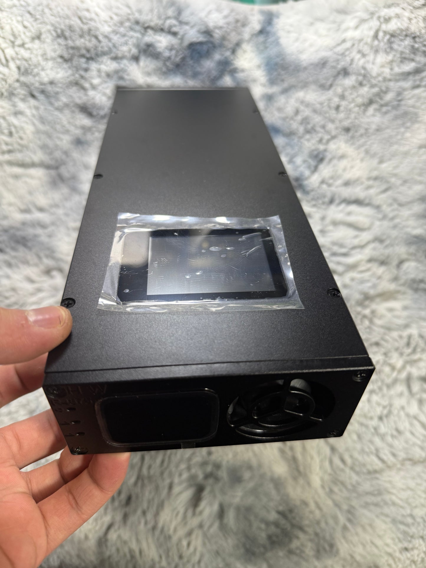 HW Charger R4875G1-T  Dual screen display