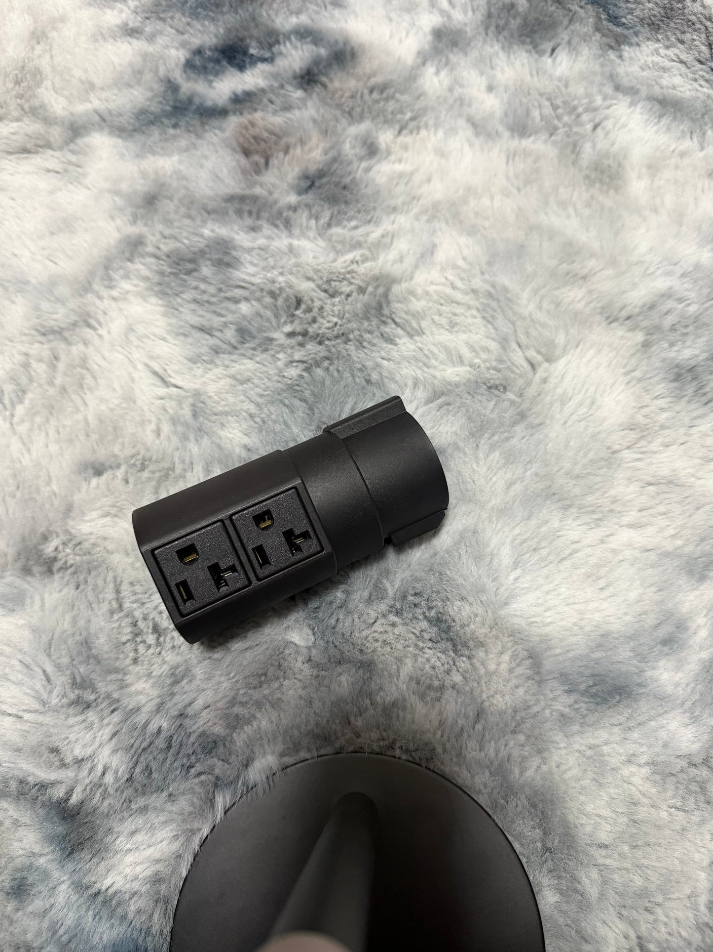 Hyper J1772 EV adapter. NEMA5-20*4